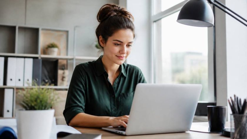 Débuter avec l'ia : outils, usages et méthodes pour bien démarrer